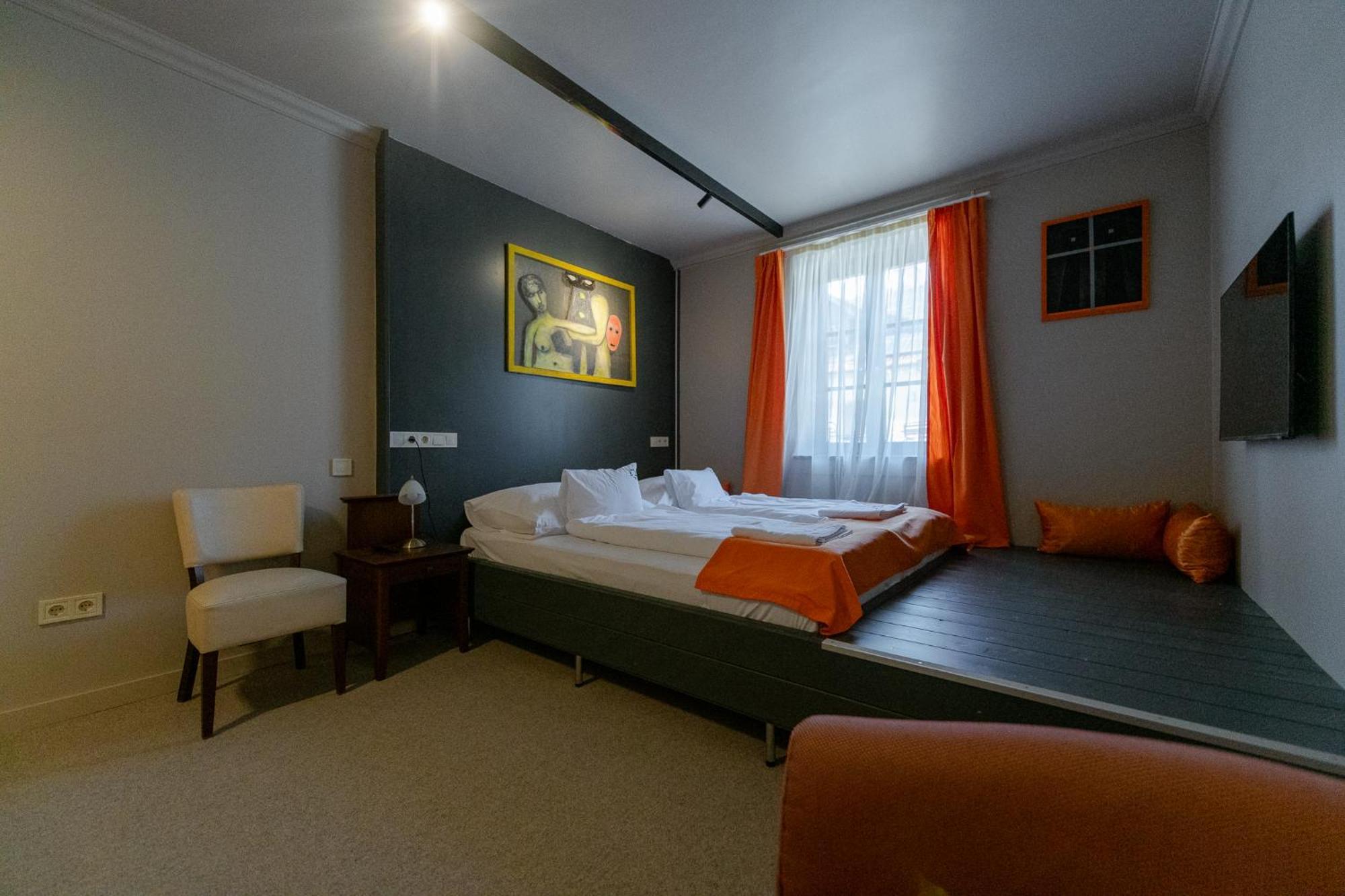 Barka Galeria Hotel Es Etterem Tállya Buitenkant foto