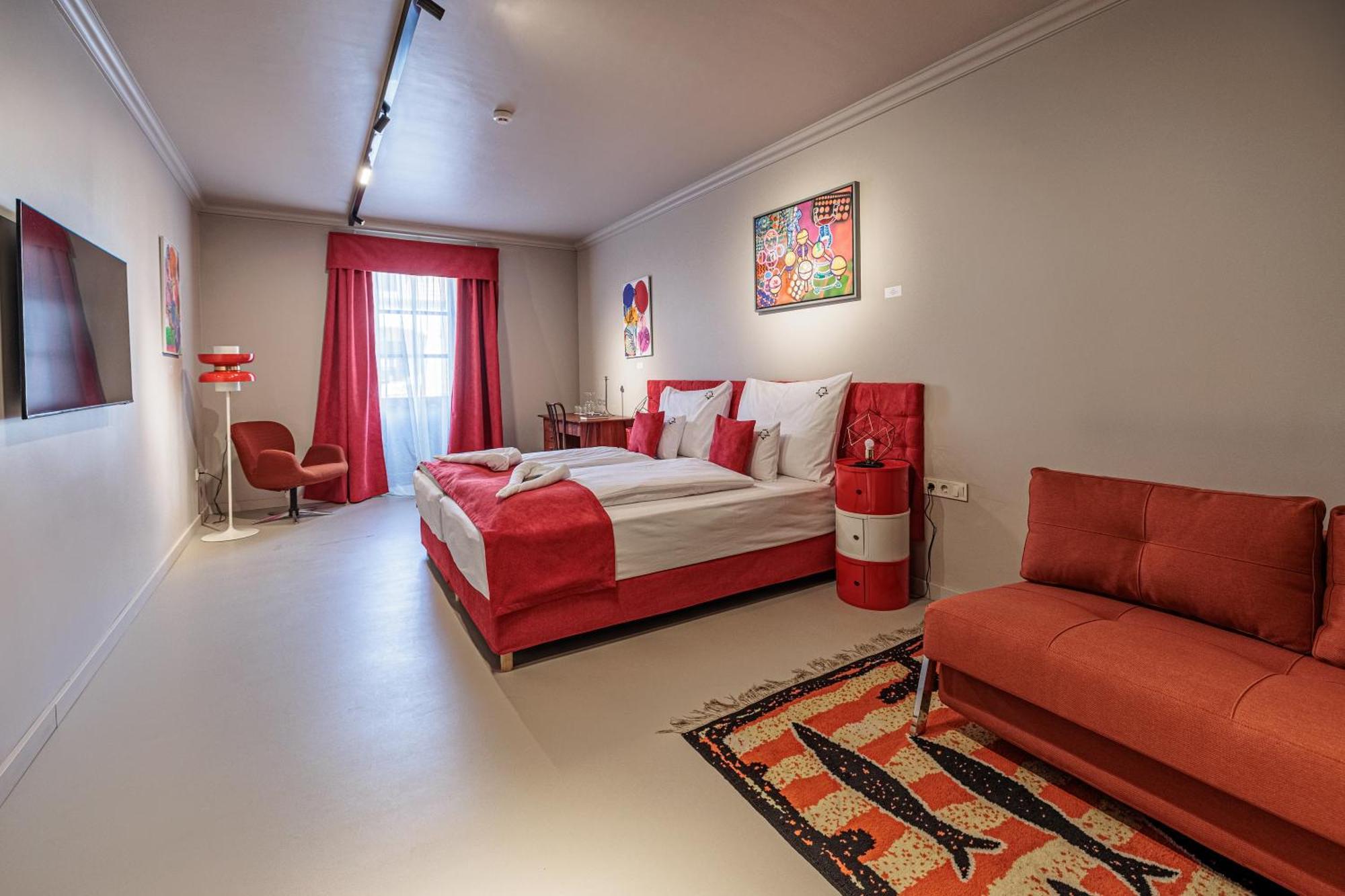 Barka Galeria Hotel Es Etterem Tállya Buitenkant foto