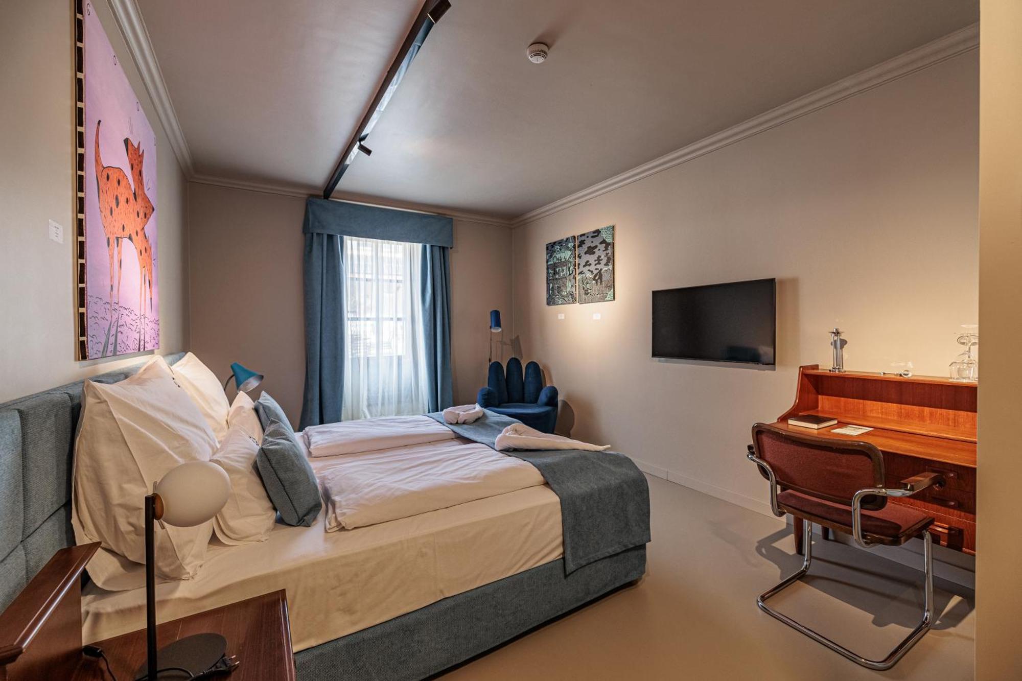 Barka Galeria Hotel Es Etterem Tállya Buitenkant foto